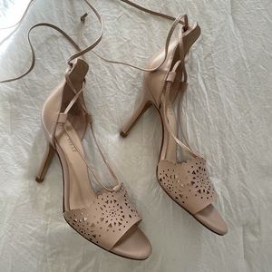 NineWest pink cream color size 6 1/2